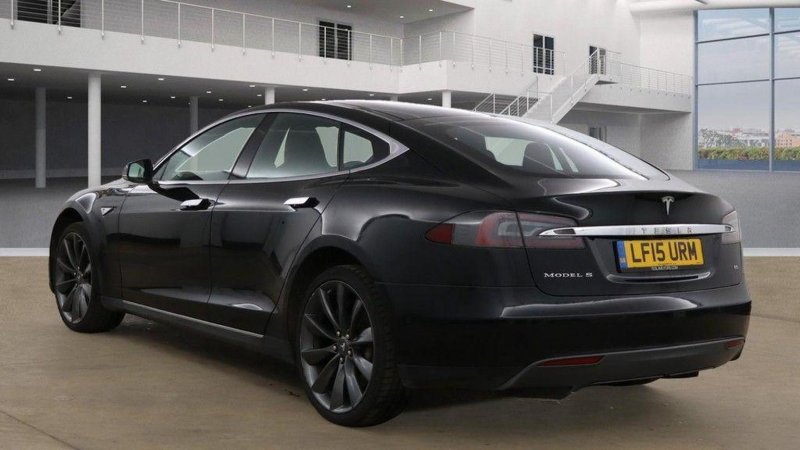TESLA MODEL S