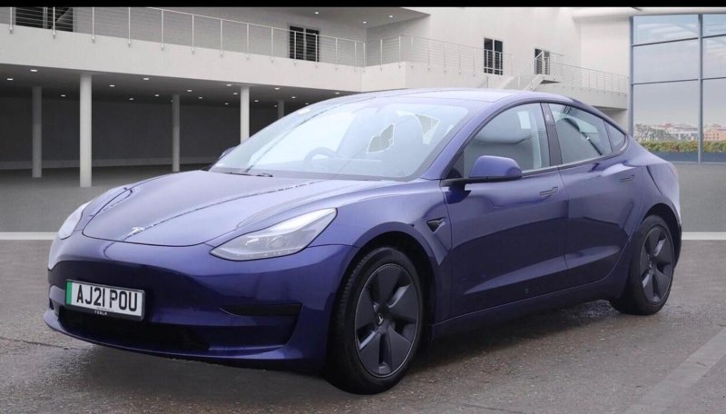 TESLA MODEL 3
